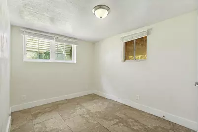 275 W 300 N, Provo, UT 84601 - Photo 24