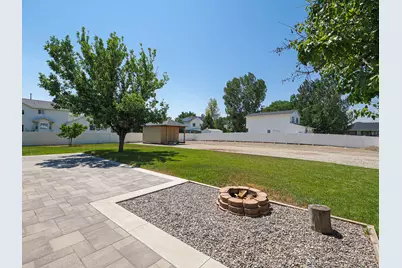 12142 S 3300 W, Riverton, UT 84065 - Photo 8