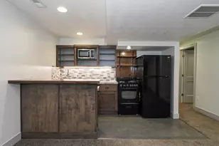 12142 S 3300 W, Riverton, UT 84065 - Photo 58
