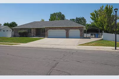 12142 S 3300 W, Riverton, UT 84065 - Photo 2