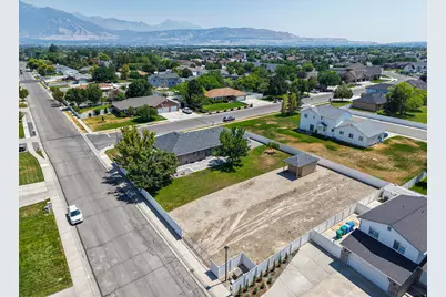 12142 S 3300 W, Riverton, UT 84065 - Photo 22