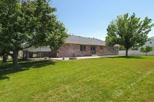 12142 S 3300 W, Riverton, UT 84065 - Photo 6