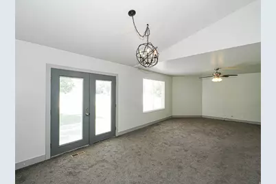 12142 S 3300 W, Riverton, UT 84065 - Photo 32