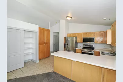 12142 S 3300 W, Riverton, UT 84065 - Photo 36