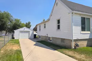 2084 N 4500 W, Plain City, UT 84404 - Photo 14