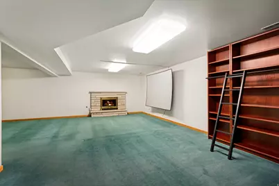 2463 E Arnett Dr, Millcreek, UT 84109 - Photo 36
