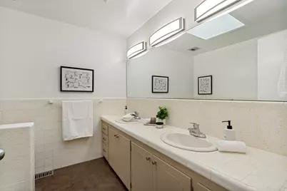 2463 E Arnett Dr, Millcreek, UT 84109 - Photo 34