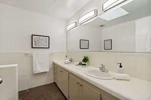 2463 E Arnett Dr, Millcreek, UT 84109 - Photo 34