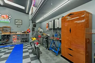 2463 E Arnett Dr, Millcreek, UT 84109 - Photo 8