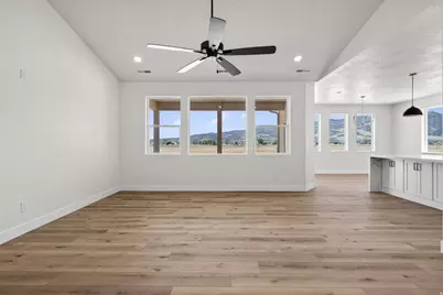 522 S Renze Adams St, Cedar City, UT 84720 - Photo 4