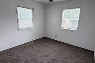 5626 S 4015 W, Taylorsville, UT 84129 - Photo 12