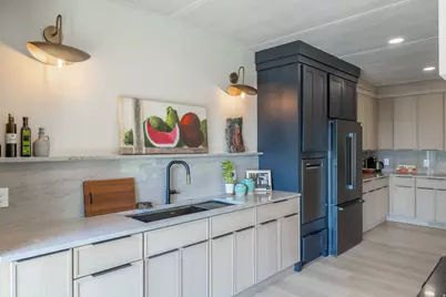 822 N Grandridge Ct E, Salt Lake City, UT 84103 - Photo 12
