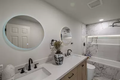 822 N Grandridge Ct E, Salt Lake City, UT 84103 - Photo 30