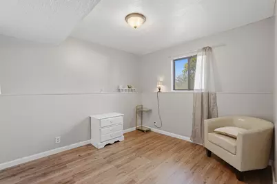5867 S 2900 W, Roy, UT 84067 - Photo 16