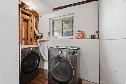 5867 S 2900 W, Roy, UT 84067 - Photo 22