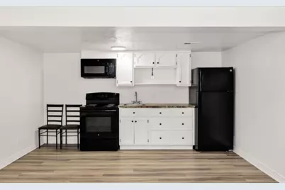 265 S 100 E, Millville, UT 84326 - Photo 12