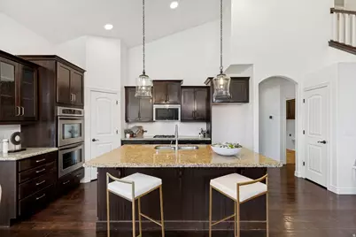6856 W Windy Ridge Dr, Herriman, UT 84096 - Photo 12