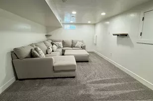 4662 S Rainbow Dr, Salt Lake City, UT 84107 - Photo 20