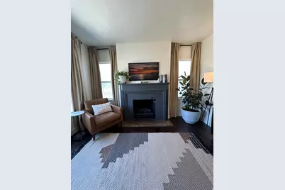 4662 S Rainbow Dr, Salt Lake City, UT 84107 - Photo 4