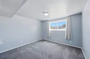 3347 S Sidney Way, Magna, UT 84044 - Photo 10