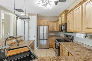 11429 S Oakmond Rd W, South Jordan, UT 84009 - Photo 4