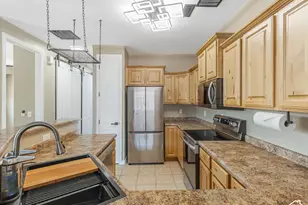 11429 S Oakmond Rd W, South Jordan, UT 84009 - Photo 4