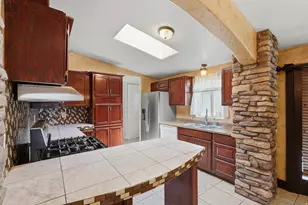 2875 N Hillfield Rd, Layton, UT 84041 - Photo 20