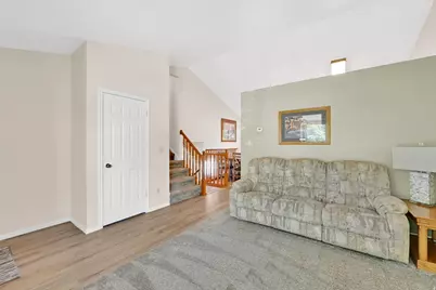 139 N 400 W, Clearfield, UT 84015 - Photo 8