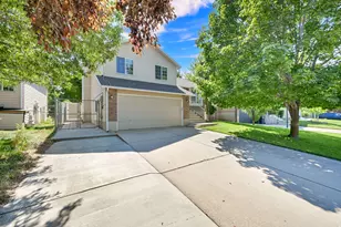 139 N 400 W, Clearfield, UT 84015 - Photo 2