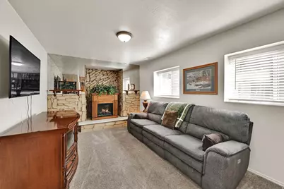 139 N 400 W, Clearfield, UT 84015 - Photo 16
