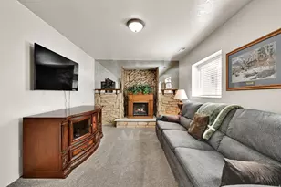 139 N 400 W, Clearfield, UT 84015 - Photo 22