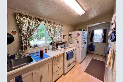 406 E 6100 N, Kenilworth, UT 84529 - Photo 14
