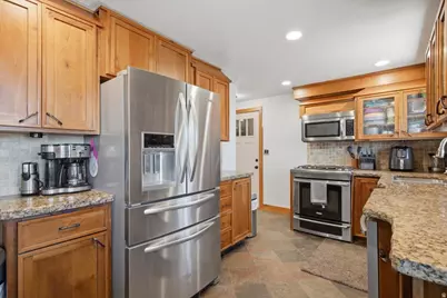 4407 S Vista Dr E, South Ogden, UT 84403 - Photo 10