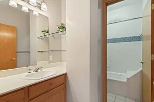 2457 S Scenic Dr, Salt Lake City, UT 84109 - Photo 38