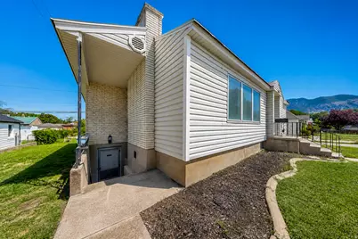 718 E 9th St S, Ogden, UT 84404 - Photo 2