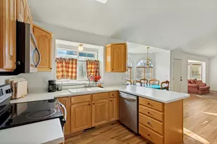 1643 Lewis and Clark Dr, Centerville, UT 84014 - Photo 12
