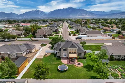 11912 S 2160 W, Riverton, UT 84065 - Photo 6