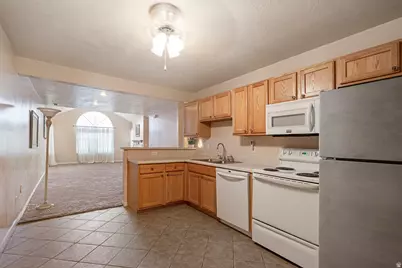 4759 W Valley Villa Dr S #B, West Valley, UT 84120 - Photo 8