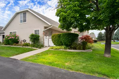 4759 W Valley Villa Dr S #B, West Valley, UT 84120 - Photo 4