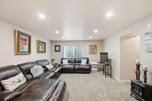 4338 W Sacajewa St, Riverton, UT 84096 - Photo 20