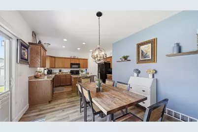 4338 W Sacajewa St, Riverton, UT 84096 - Photo 6