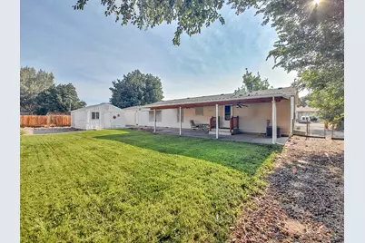 70 S 300 E, Elsinore, UT 84724 - Photo 42