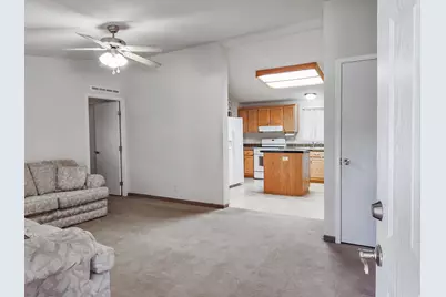 70 S 300 E, Elsinore, UT 84724 - Photo 8