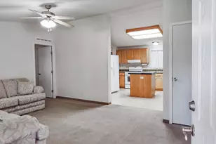 70 S 300 E, Elsinore, UT 84724 - Photo 8
