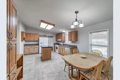 70 S 300 E, Elsinore, UT 84724 - Photo 20