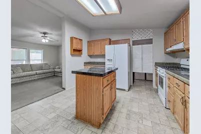 70 S 300 E, Elsinore, UT 84724 - Photo 16