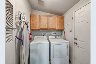 70 S 300 E, Elsinore, UT 84724 - Photo 36