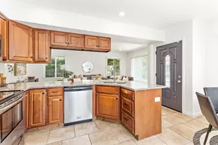 2730 S 1300 E, Salt Lake City, UT 84106 - Photo 8