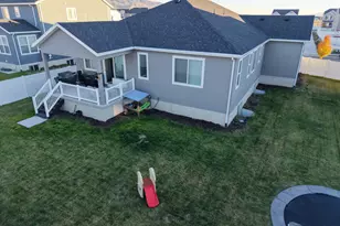 1079 E Horse Rider Dr, Eagle Mountain, UT 84005 - Photo 30