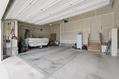 1079 E Horse Rider Dr, Eagle Mountain, UT 84005 - Photo 28